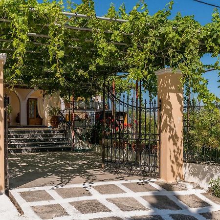 Lithakia  Mayra Apartment מראה חיצוני תמונה