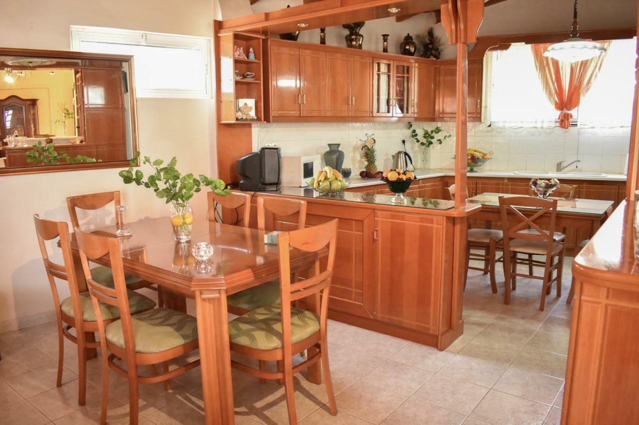 Lithakia  Mayra Apartment מראה חיצוני תמונה
